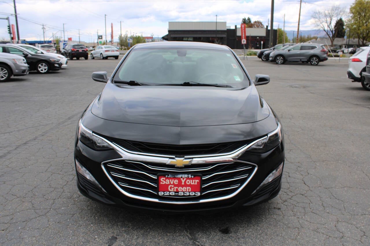 2020 Chevrolet Malibu — side profile view