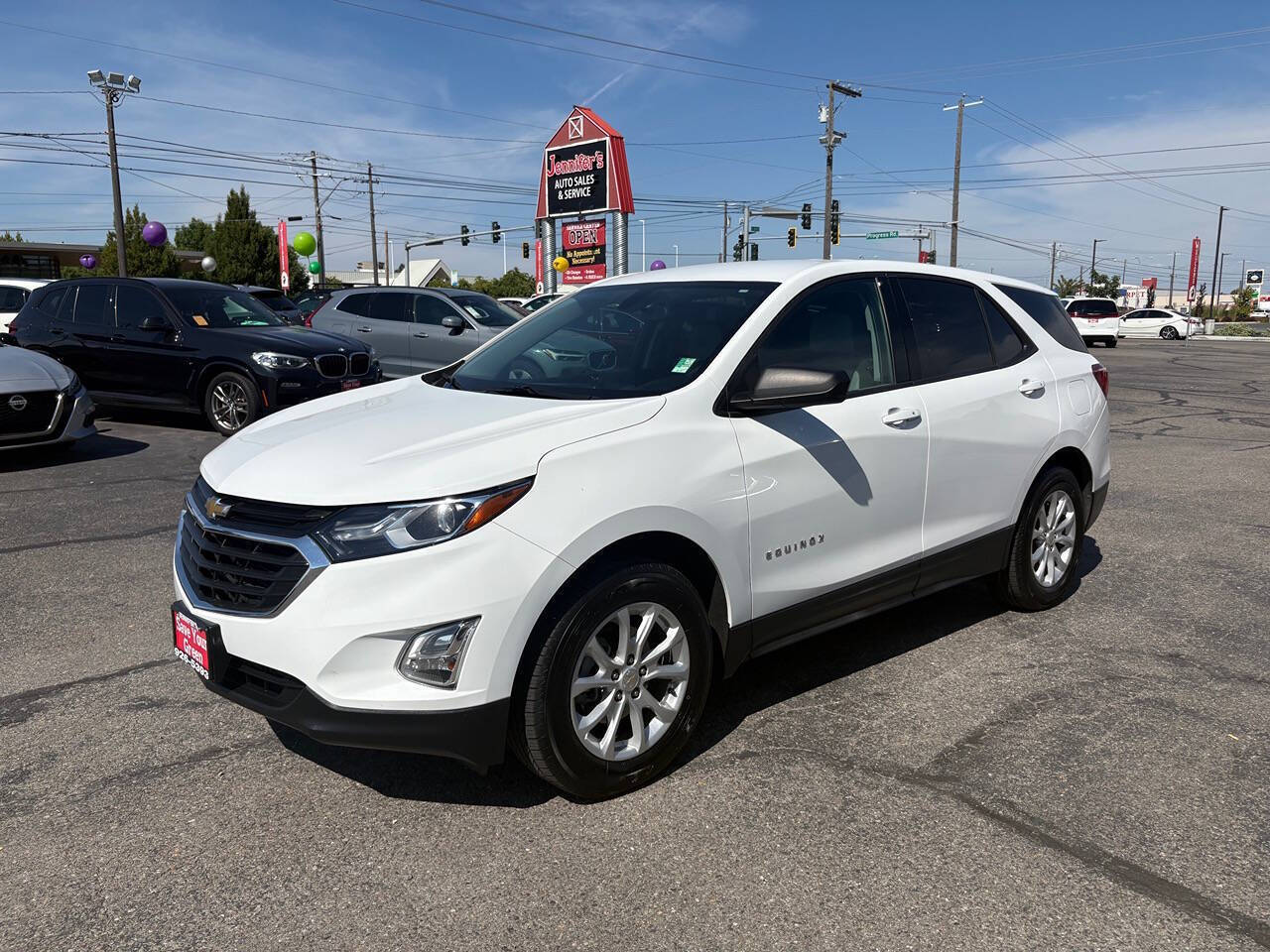 2019 Chevrolet Equinox LS 4x4 4dr SUV w/1LS in Summit White — front three-quarter view